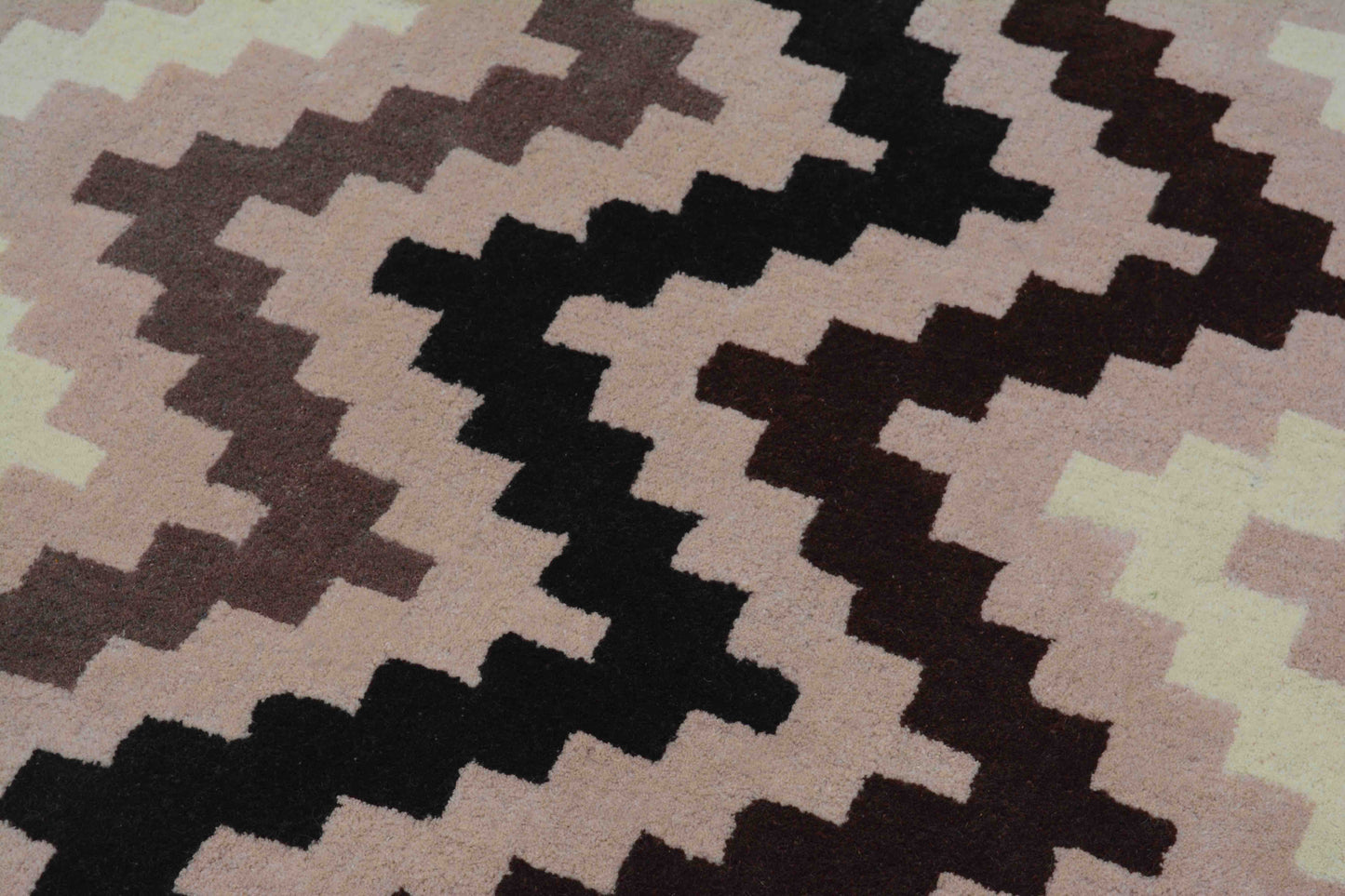 Brown Hand Tufted Wool Carpet - ICHT1042