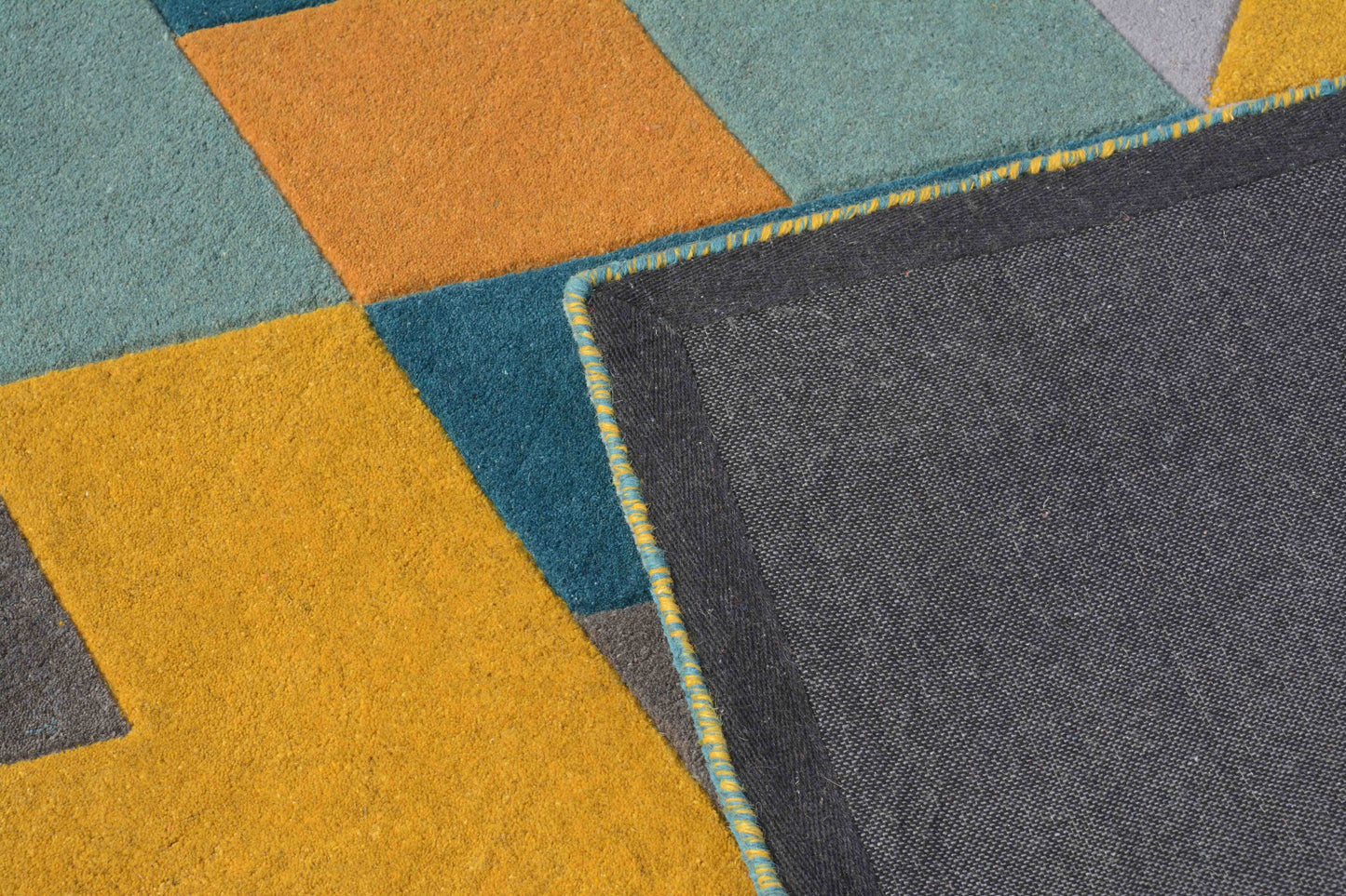 Blue Hand Tufted Wool Carpet - ICHT1079