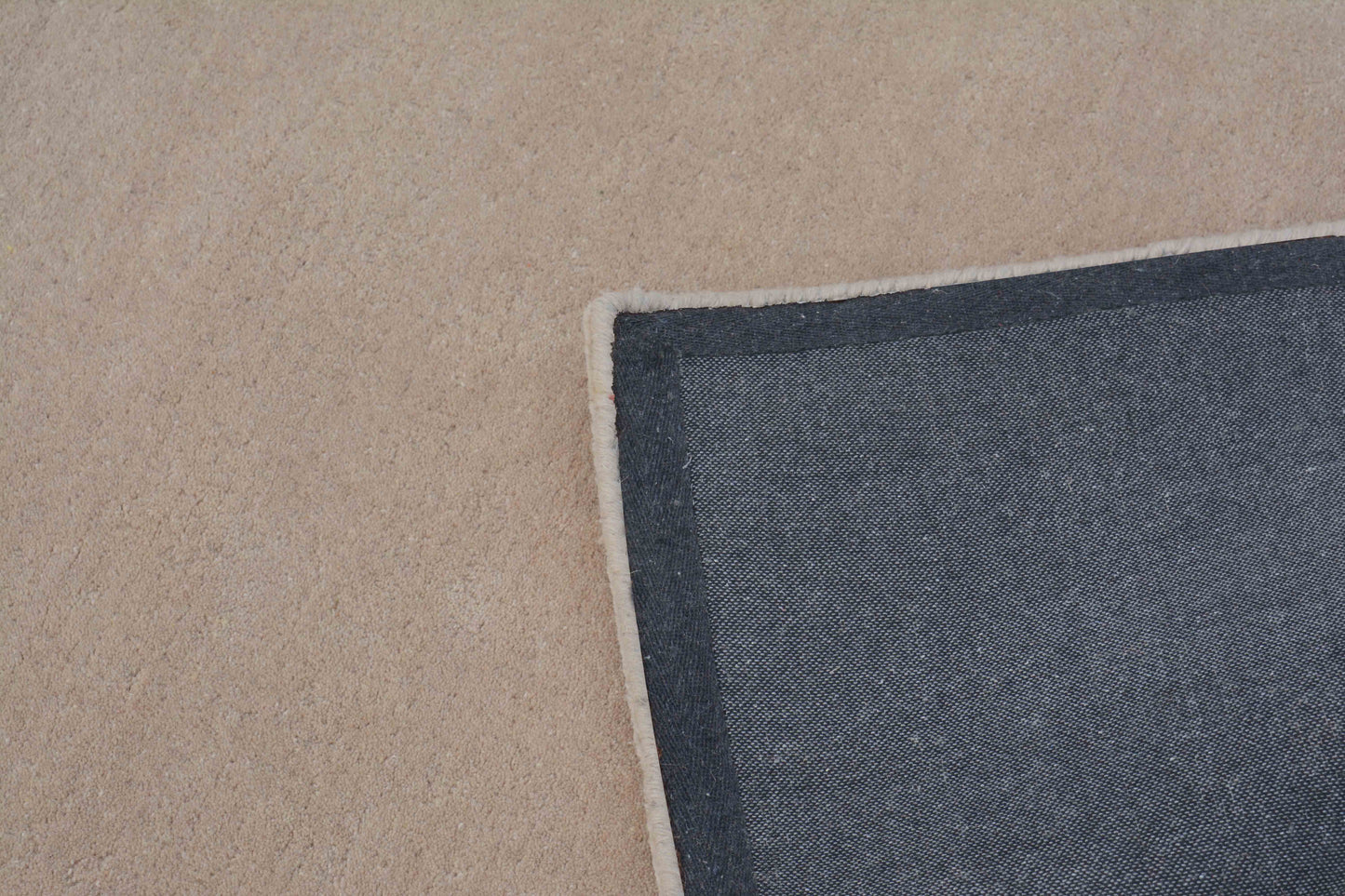 Beige Hand Tufted Wool Carpet  - ICHT1173