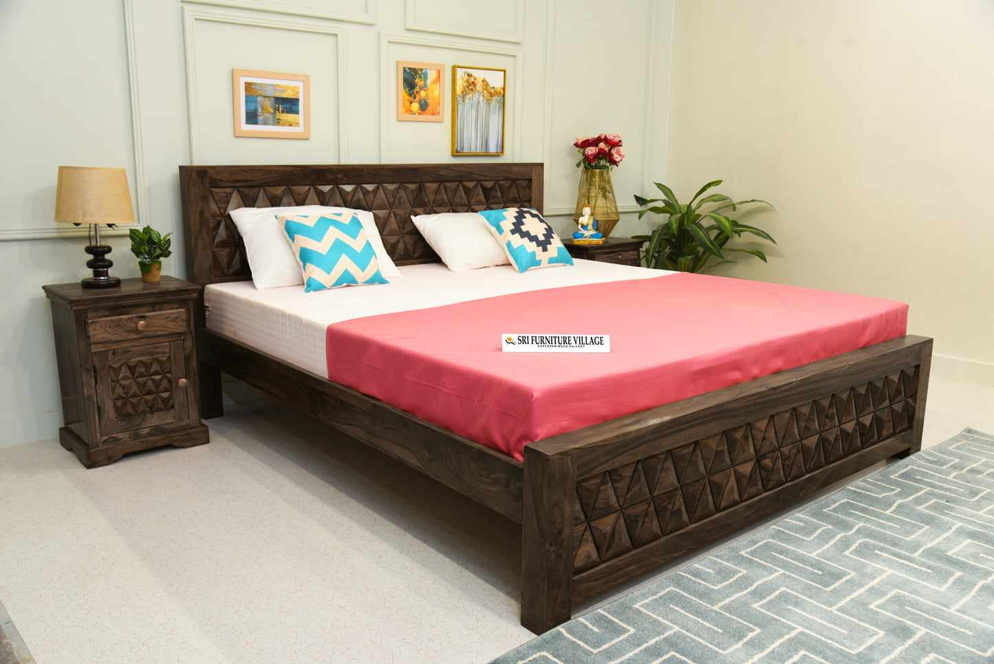 Timeless Elegance: Sheesham Wood Queen Size Bed