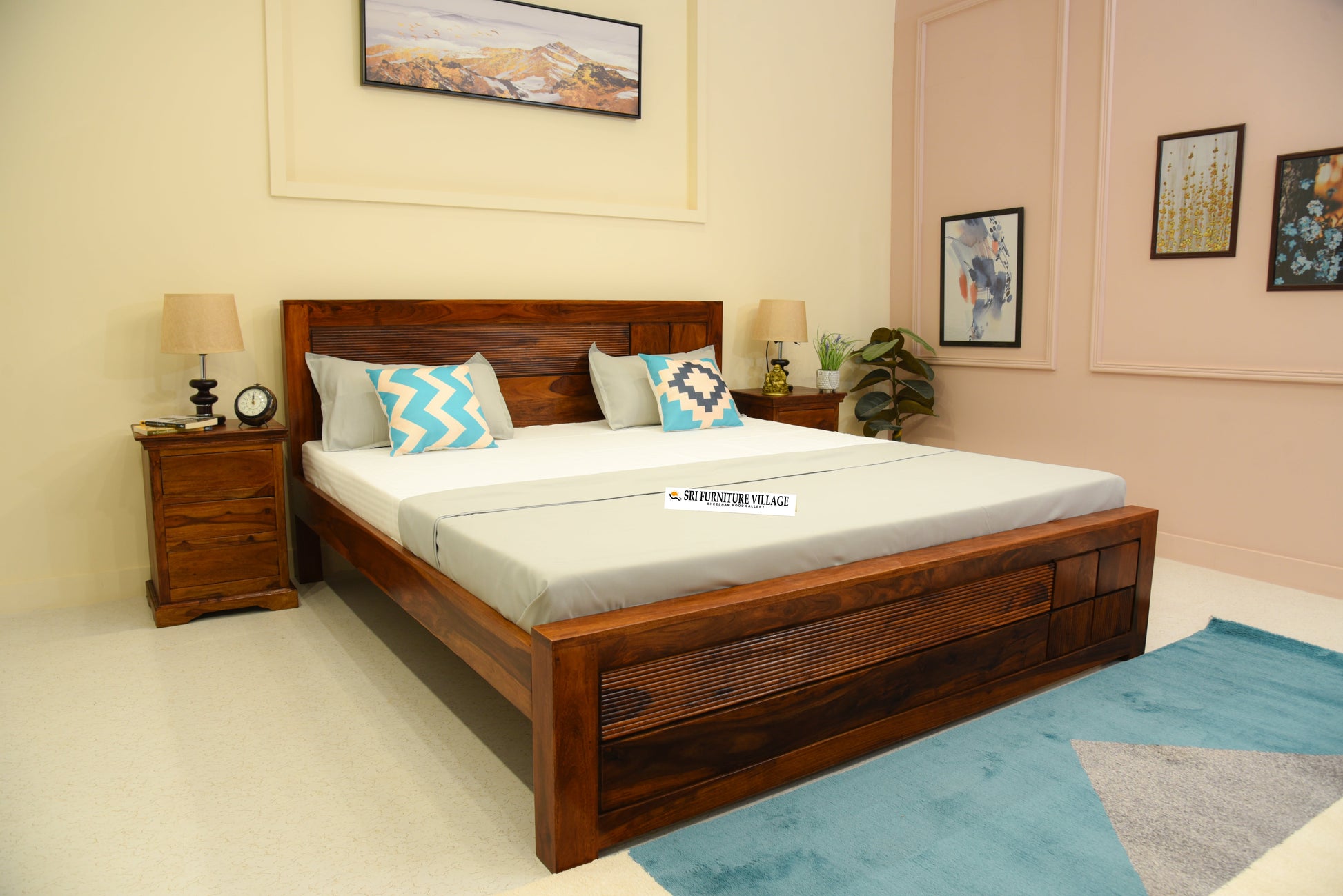 Timeless Elegance: Sheesham Wood Queen Size Bed